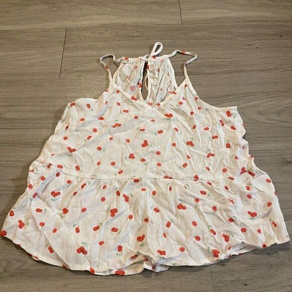 Hippie Rose cherry patterned sleeveless v neck blouse size medium - Picture 1 of 7